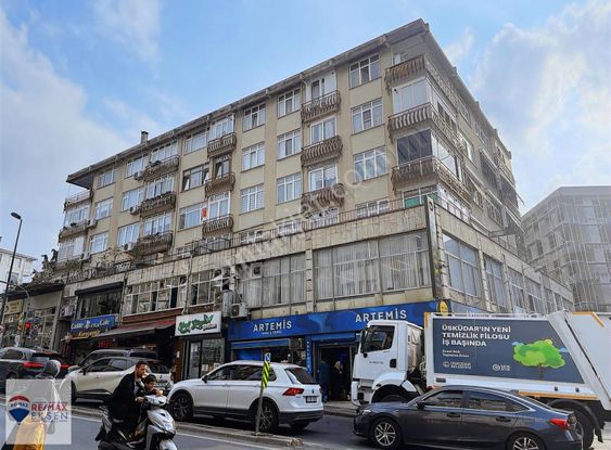 Üsküdar Selami Ali Mah Satılık Teraslı 3+1 Daire