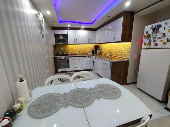 Feslikan'da 85 Metrekare 2 Oda Bir Mutfak Balkonlu Satılık Daire Masrafsız Yeni Bina