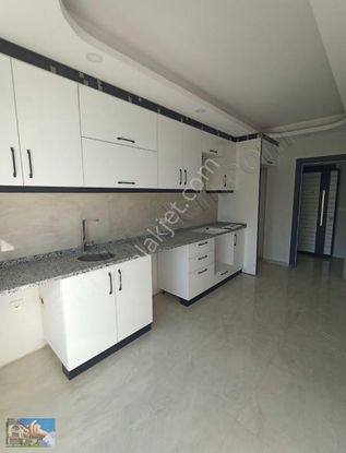 Kiralık Sıfır Dükkan Üstü Önü Açık