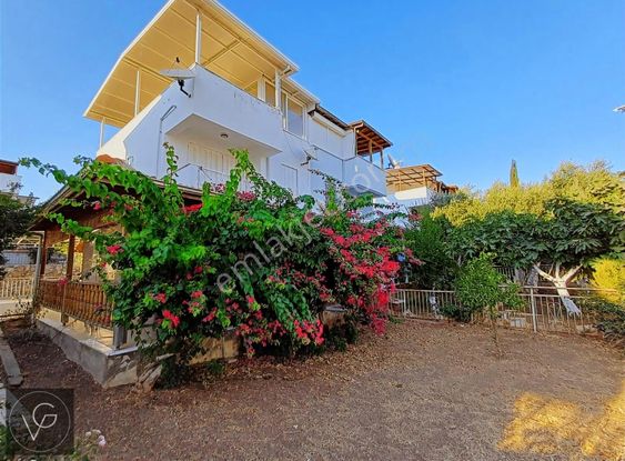 Didim Akbük Kumkent Te Denıze 100 Metre Satılık 3+1 Yazlık