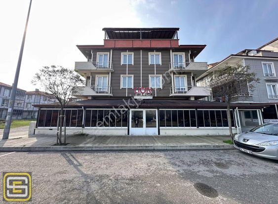 Minibüs Yolu Üzerinde 200m2 Denize Yakın Yerden Isıtmalı Dükkan