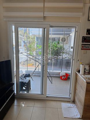 Kuşadası Ege Mahallesinde 1+1 Eşyalı Kiralık Daire