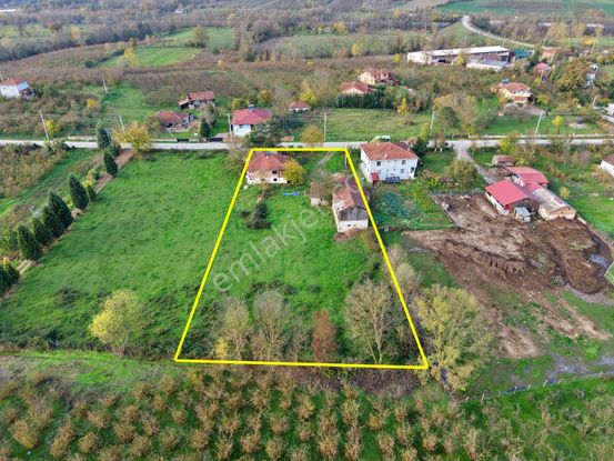 Emlakevim - Yeşilvadi Mah 3500 M2 Arsa İçinde Müstakil Ev !