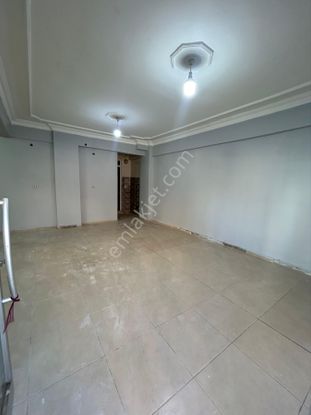 Uğurlu Emlaktan Devteyştinde Satılık Köşe Başı Dükkan