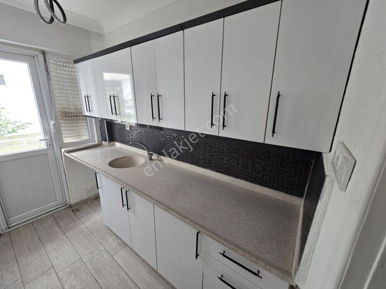 ▀▄▀jet Emlak'tan Akçay'da Fırsat Fiyatta Ayrı Mutfaklı 2+1 Daire