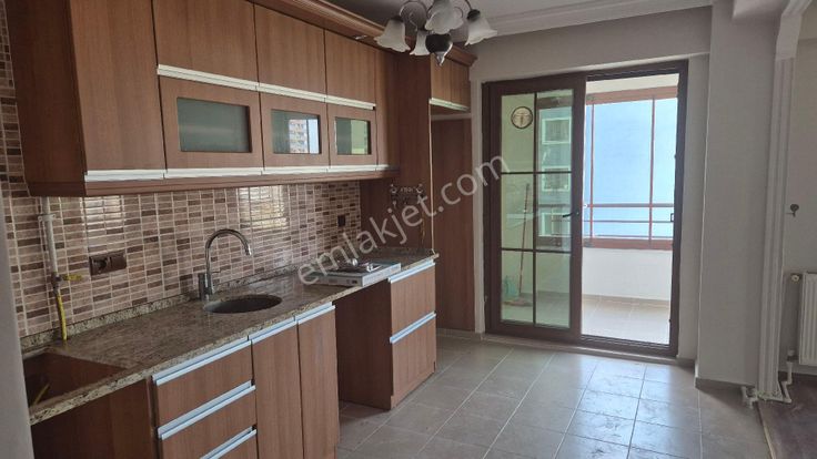 Özgün Gm'den - Güzelyurt'ta Satılık 2+1 Boş Daire