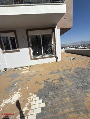 Burak Emlaktan Satılık Daire