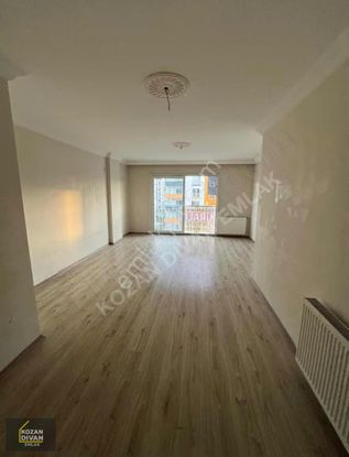 Kozan Divan Emlak'tan Çevre Yolunda, Adliyeye Komşu 3+1