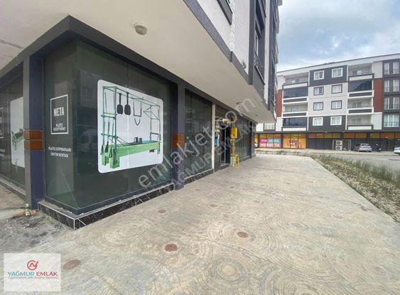 Yağmur Emlak'tan Tekkeköy Migros Yanı 85 M² Depolu Dükkan