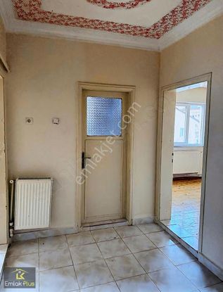 Emlak Plus'tan Abdulvahabigazi Cad. 2+1 Kiralık Daire