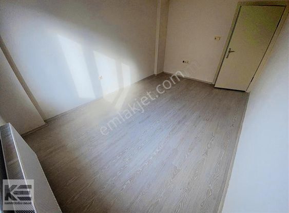 Kahvecioğlu Emlak'tan Kavakpınar Mah.kiralık 3+1 Daire