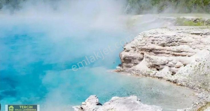 Gölemezli Kaplıca Bölgesinde Turizm Tesis Alanlı Arsa Satılık