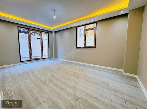 Mimar Sinan Mahallesinde Bahçe Kullanımlı Satılık 2+1 Daire