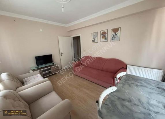 Kavallar Kocaer Market Yanı 1+1 Mutfak Ayrı Eşyalı Kiralık Daire