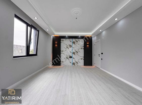 Bağlarbaşı Merkez'de Asansörlü K.otoparklı Ara Kat Daire