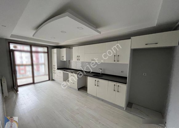 Halilağa Mahallesinde Yeni Yapı 3+1 Satılık Daire