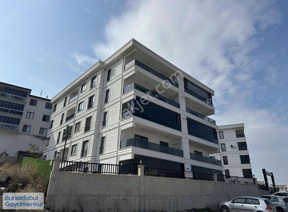 Bursadabul'dan Adalet Mah. Manzaralı 3+1 Site İçi 130 M2 Daire