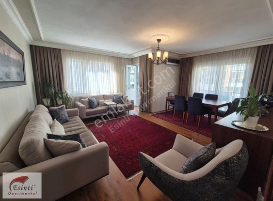 Esinti'den 19 Mayıs Cd Geniş, Yapılı, Ara Kat 3+1 Daire