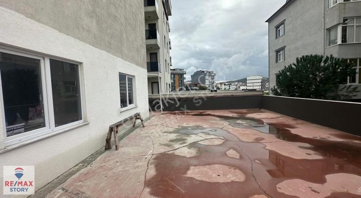 Çayırova İnönü Mah İskanlı Geniş 2+1 Satılık Daire