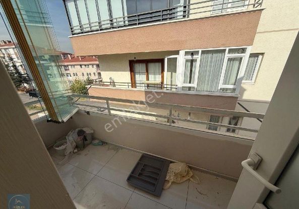 Öveçler Huzur Mahallesi 4+1 Üst Kat Ebeveyn Banyolu Satılık Daire