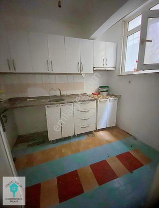 Göksal Emlaktan Satlık 1+1 Arka Cephe Düz Giriş Daire