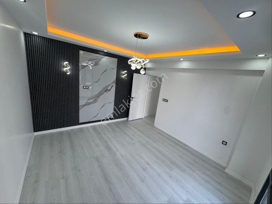 Elit Emlak Garımenkulden Ön Cephe 3+1 Daıre Y. Giriş