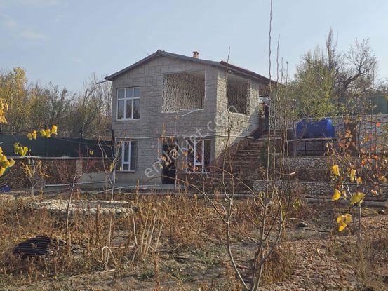 Meram Karadiğin' Hazır Kurulu 1.300 M² Köy İçi Hobi Bahçesi