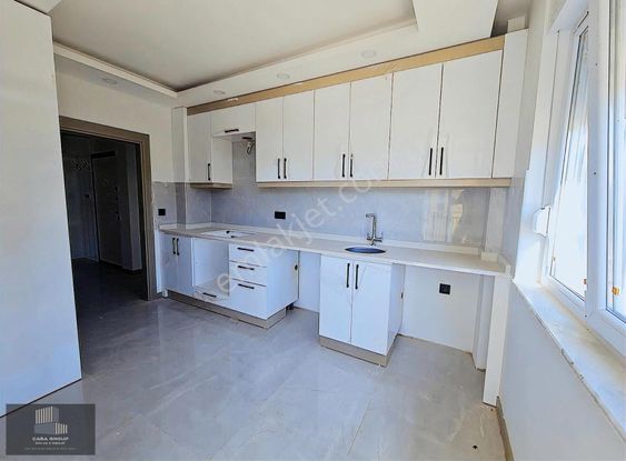 Aktoprak Mah.tramvaya 100 Metre Sıfır Asansörlü 2.kat 2+1 100 M²