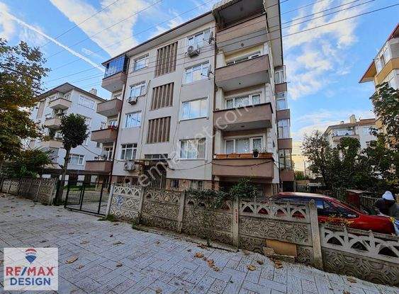 Adapazarı-ozanlarda Full Eşyalı 135 M2 3+1 Kiralık Daire