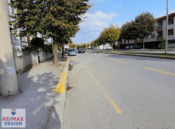 Remax Desıgn Yenigün Mah Özgül Evler Sitesinde Satılık 2+1 Daire