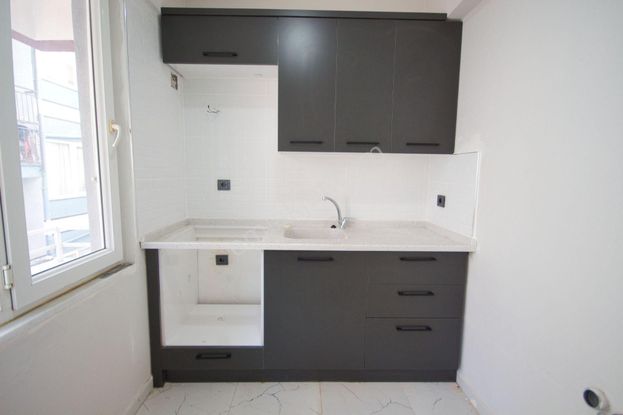 🛑🛑aktif'ten Akçay Merkez'de Satılık Çift Balkonlu Denize Yakın Masrafsız 2+1 Daire