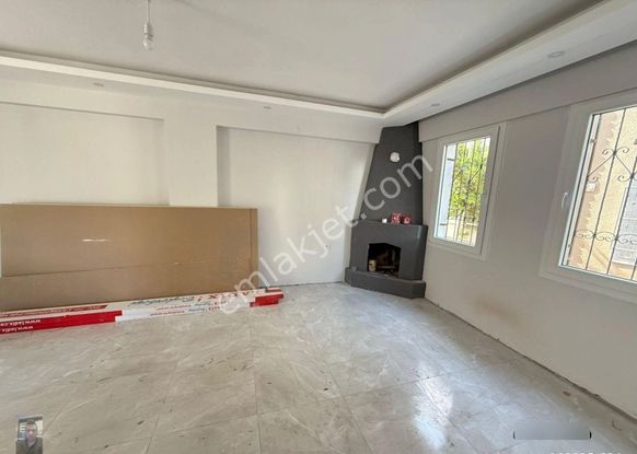 Kartal Emlaktan Sarımsaklı Merkezde 3+1 Satılık Villa