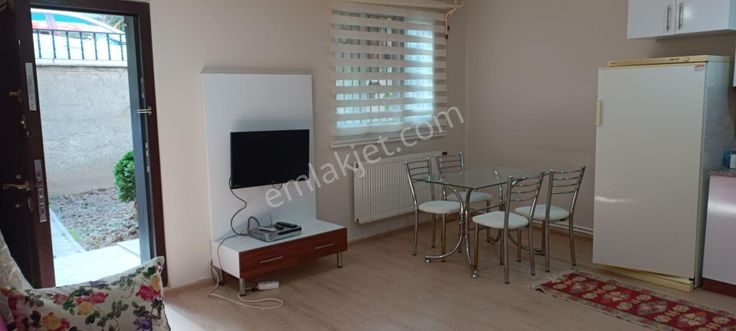 Sahibinden Pamukkale Üniversitesi'ne Yürüme Mesafesinde, Site İçerisinde Bahçeli, Eşyalı, Geniş, Ferah Apart