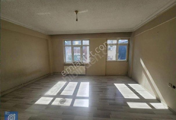 Sezgin Aslan'dan Unkapanı Mah. 2+1 Kiralık Daire