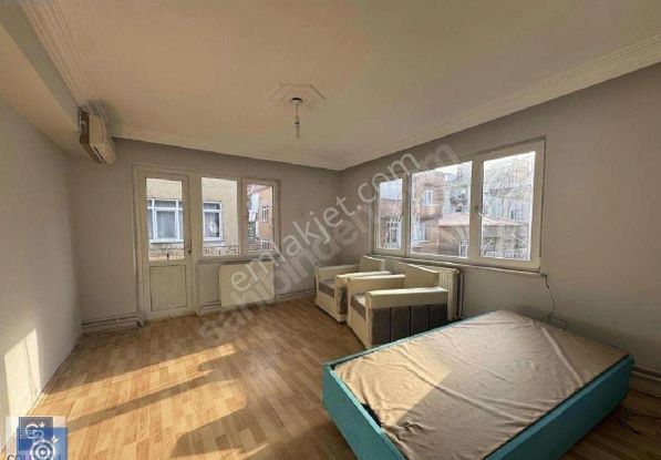 Sezgin Aslan'dan 56'lar 3+1 Kiralık Daire