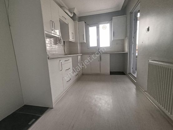 Atatürk Mh.ucaklı Park Yakını 2+1,95 M2. Asansörlü,k.otoparklı Kiralık Daire