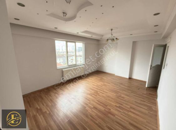 Ekol'den Üç Cepheli Çift Balkonlu Ebeveyn Banyolu 3+1