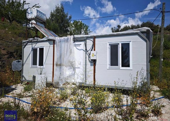 Her Biri 2+1 Ve 21 M2, İki Adet Konteyner Satılıktır