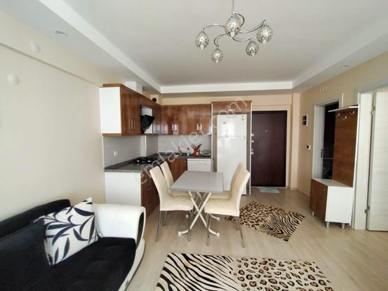 Salihli Berkay Emlaktan Merkezde Kiralık Eşyalı 1+1 Full Eşyalı Daire