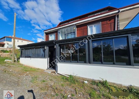 Deniz'den Merkezi Konumda , Kombi Petekli, Beyaz Eşyalı Daire