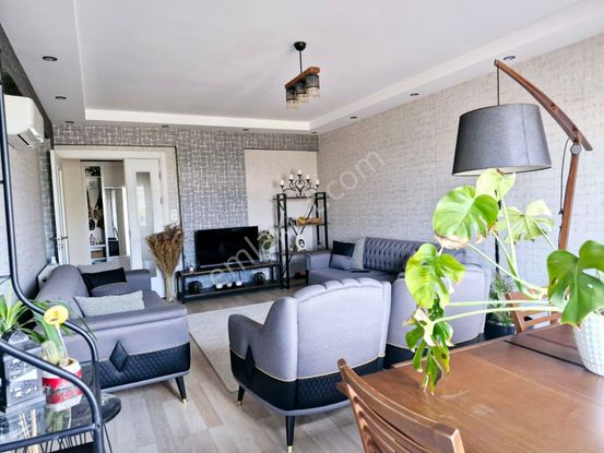 Doğru Gayrimenkulden Şirinevlerde 150metrekare Doğalgazlı Site