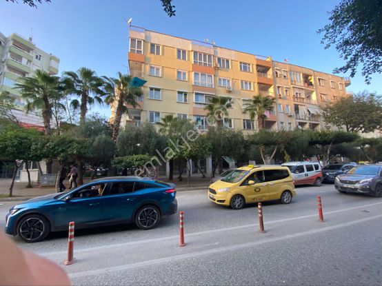 Kızılsaray Mah.de 3+1 İçi Kompile Yapılı Güney-batı Cepheli Lüks Daire 30.0000tl.ye Kiralık.