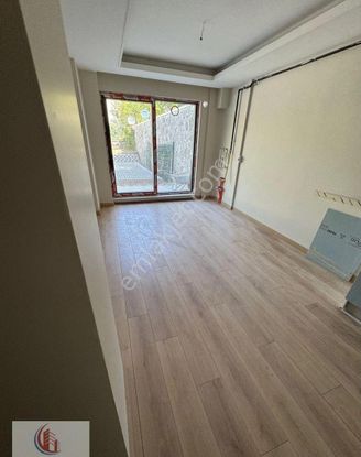 Anıttepede 1+1 Giriş Yeni Bina 5 Milyon 500 Bin Tl Cansudan