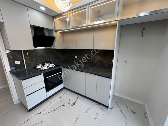 Tandoğan Mh 2+1 Bağımsız Lux Yapılı Asansörlü Muazzam Konumda Daire