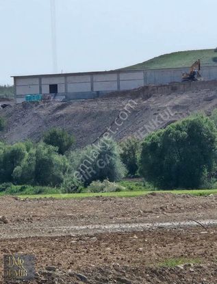Yeni Yapılan Kovancılar Palu Devlet Hastanesi Karşısı Tarla