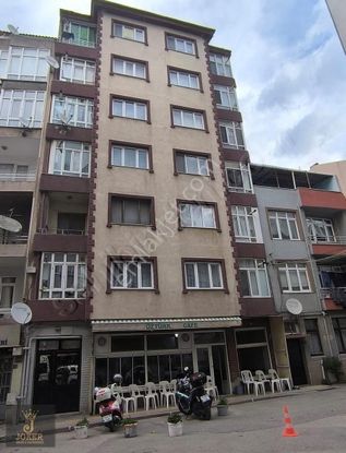 Kurtuluş Cad.üzerinde Asansörlü 2+1 Eşyalı Satılık Daire