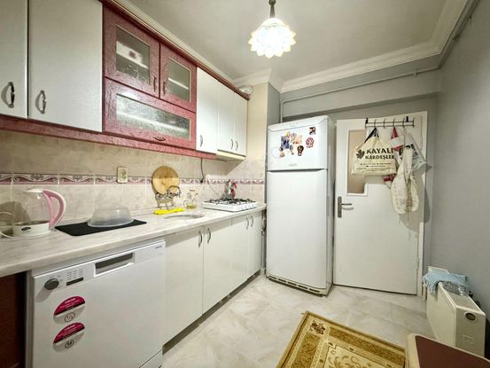 Kalecik Emlak'tan Yeni Ülker İlkokulu Yakını Katta 3+1 Fırsat Daire