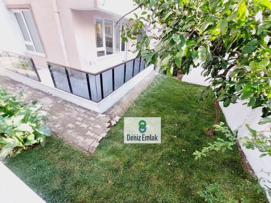 Denizden Akçay Sarıkızda Masrafsız Bahçe Kullanımlı Satılık 2+1 Daire.