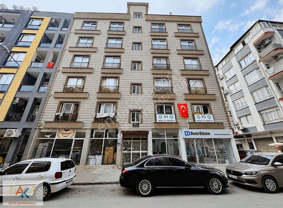 Aktif'den Yeni Yapı Nusratiye Mah'de 2+1 Satılık Köşe Daire