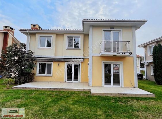 Atlas'tan Villam 1 Sitesi'nde Kiralık B Tipi 3+1 190 M2 Müstakil